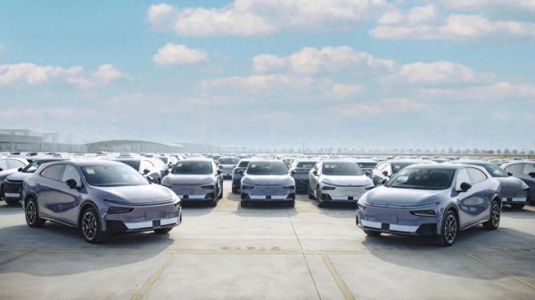 股票配资交流 小鹏汽车: 2026款小鹏P7+和小鹏G7超级增程开启新年首次发运